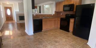 3 Bed w/ Study, 2 Bath House Gallery 4