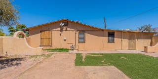 Centrally Located 4-Bed, 2-Bath Tucson Rental – Near U of A Gallery 44