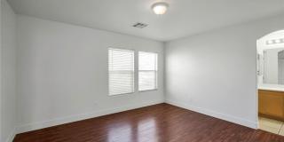 9711 Spinnaker Creek Avenue Gallery 12