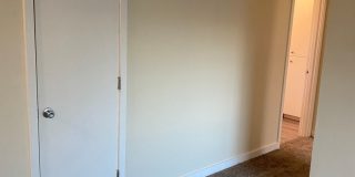 C2402 - Maple Court Apartments Gallery 31