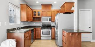 2 Bed/2.5 Bath Townhome in Central Point 2 Bed/2.5 Bath Townhome in Central Point Gallery 10
