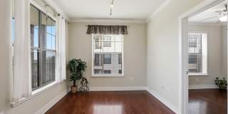 7342 Oak Manor Gallery 19