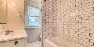 137 W Johnson Ave Gallery 20