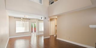 Modern 3BD 2.5BA Townhome with Vaulted Ceilings, Private Pergola Patio, and One-Car attached Garage Gallery 12