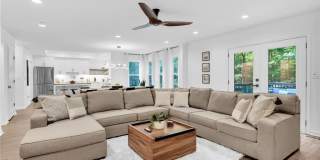 3882 The Ascent NE Gallery 16