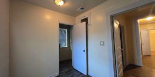 3/1 - Renovated Ranch-Style home minutes from Downtown Gallery 20