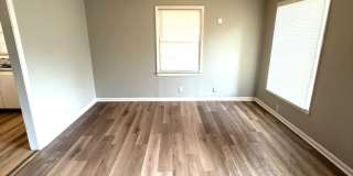 ** 3 bed 1 bath located in Forest Hills ** Call 334-366-9198 to schedule a self showing Gallery 1