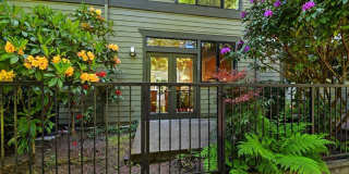 2Bd/1.75Ba Bellevue Townhome Gallery 20