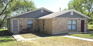 918 Hampton Gallery 2