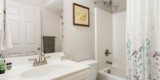 2216 Myron Drive Gallery 21