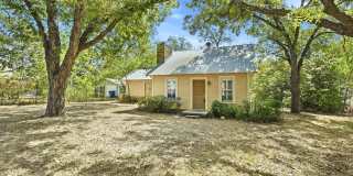 2303 Kinney Road Gallery 1