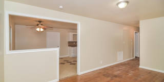 1803 Canterbury Circle Northwest Gallery 5