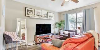 703 Wellesley Court - A Gallery 3