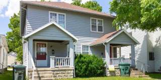 In-Unit Washer and Dryer Hookups Gallery 1