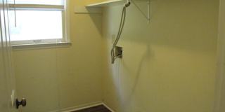 603 East Hammond Street Gallery 13