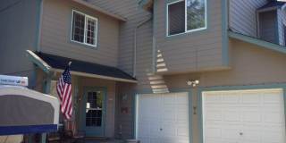 Beautiful 3 Bedroom 2 1/2 Bath Townhome in Tacoma!!! Gallery 11