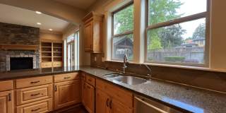 Luxury 5 Bedroom Home with Soaking Tub, Chef’s Kitchen & Expansive Primary Suite Luxury 5 Bedroom Home with Soaking Tub, Chef’s Kitchen & Expansive Primary Suite Gallery 13