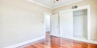 1701 ELM Street Gallery 42