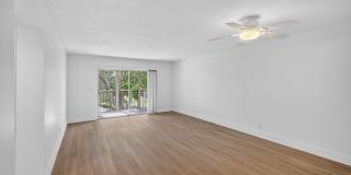 14375 Strathmore Lane Gallery 22