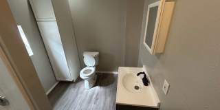 Charming 2-Bed Home Near Ottawa Park & University of Toledo Gallery 12