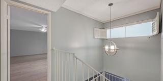 3518 Blackstone Street Gallery 35