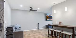 1204 S Lake Drive E 1204 S Lake Drive E Gallery 7