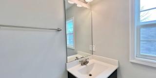 74 Griffith Place Gallery 17