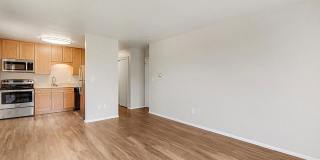 1120 & 1136 York Gallery 6