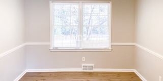 2336 Columbia Woods Court Gallery 18