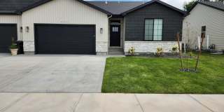 4811 Legacy Village Ln Gallery 1