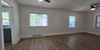 833 Backus Street Gallery 26