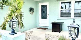 1703 NE 25th Terrace Gallery 1