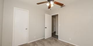 1400 PHOENIX DRIVE Gallery 26