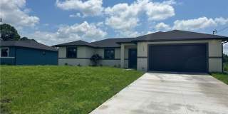 1049 Citrus Avenue S Gallery 1