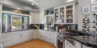 5618 Bellevue Avenue Gallery 8