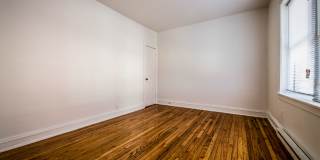 8000 S Ellis Ave Gallery 7