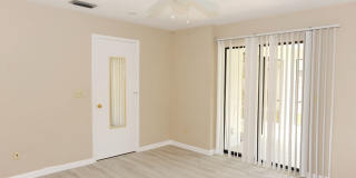 3 Bedroom Single Family Home w/ Garage - Annual Rental in Naples Park! Gallery 10