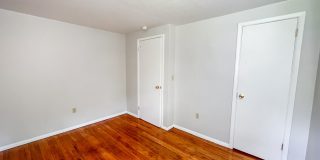 Single Family House in the North End of Hartford Gallery 27