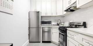 326 West 23rd Street Gallery 5