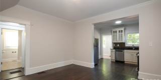700 E 35th Street Gallery 11