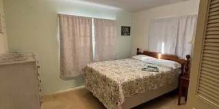 166  4th St West Gallery 13