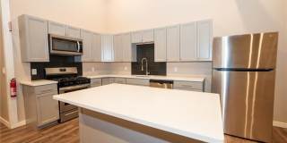 2335 Main Street Gallery 6