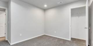 Beautiful 2 Bed 2 Bath | Waterloo | Near Lost Island Waterpark Gallery 21