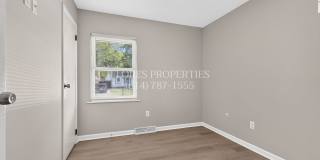 Modern Finishes & Hardwood Floors – 4BR Columbus Gem Gallery 18
