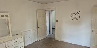 7917 Theisen Street Gallery 24