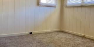 Charming Singe Family Home 3/1/2 with Spacious & Fenced Yard Gallery 28