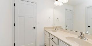 3021 W Lake Ave, Cottage 2 Gallery 15