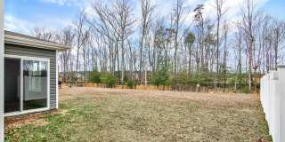 166 CHARMING FOREST Avenue Gallery 25