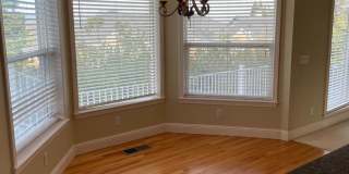 Luxury Living in The Knolls Gallery 8