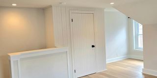119 CHESTNUT Street Gallery 17